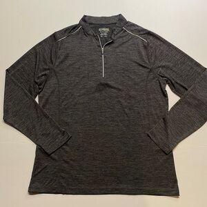 Core 365 women’s three-quarter zip long sleeve top. Size M gray/black